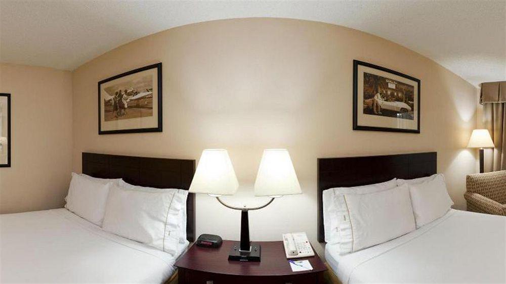Holiday Inn Express Little Rock-Airport By Ihg Buitenkant foto